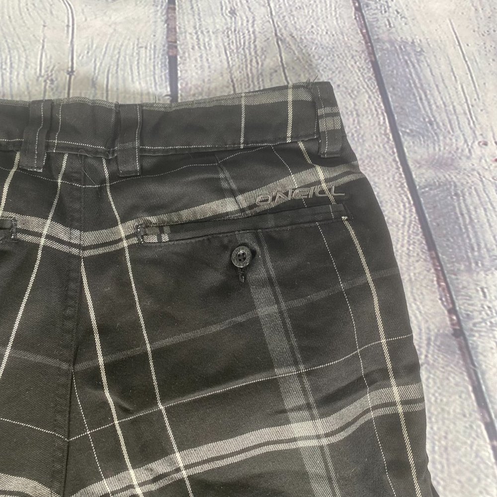 O'Neill Plaid Flat Front Bermuda Shorts Black - Picture 6 of 6